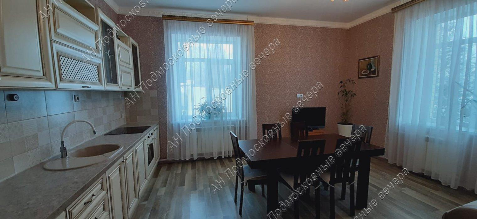 Продажа дома, 310м <sup>2</sup>, 8 сот., Петровское